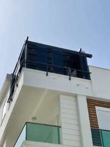 otomatik-pergola-firmalari-pergola-ve-tente-sistemleri-montaj akdeniz-bolgesi-otomatik-pergola-firmalari-antalya-restoran-teras-kapama-projeleri